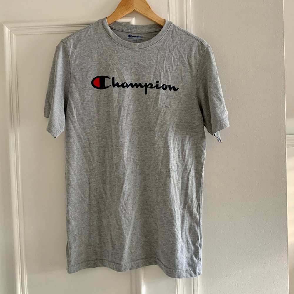 Grey Champion Short Sleeve Size M